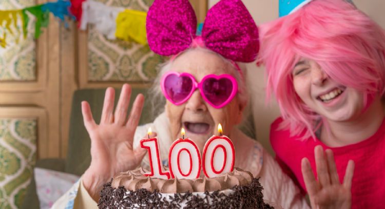 Conoce el método para vivir 100 años con buena salud, según estudio