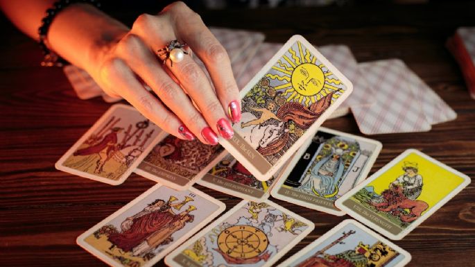 Tarot del día: esto dicen las cartas sobre el amor, salud y dinero HOY 18 de octubre