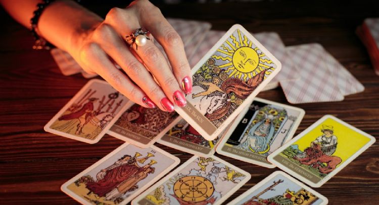Tarot del día: esto dicen las cartas sobre el amor, salud y dinero HOY 18 de octubre