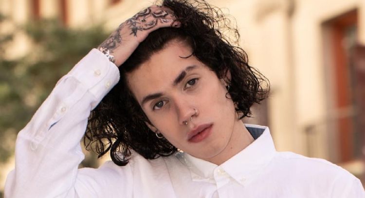Ryan Muñiz debuta como modelo: ¿cómo se lleva con su hermano Cristian y con sus papas separados?