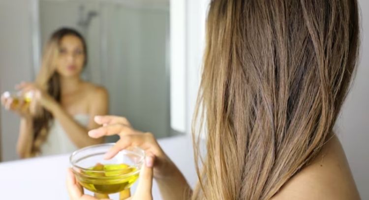 Conoce el poderoso aceite esencial que quitará tus canas de inmediato