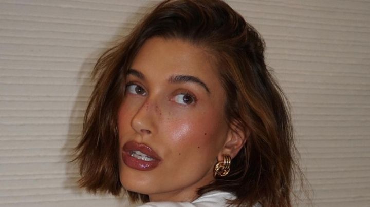 Hailey Bieber demuestra qué es una de las mujeres más bellas en lencería de encaje