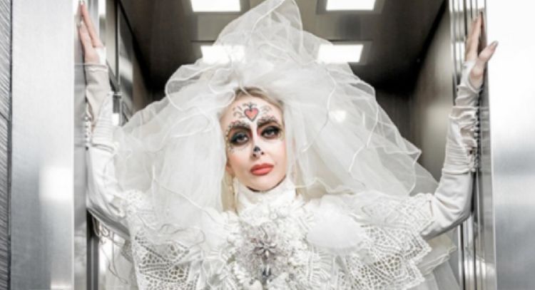 Cristy Solis celebra Halloween con este original disfraz de novia catrina