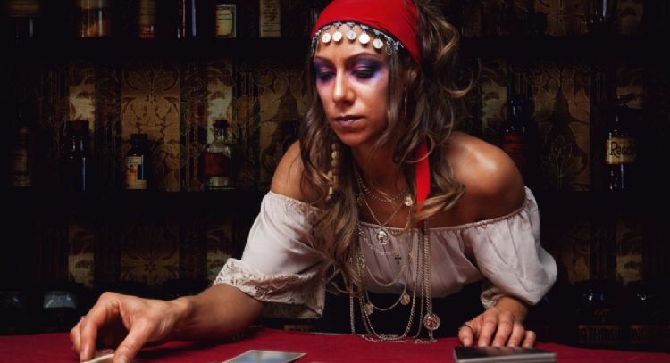 ¿Qué dice el Tarot para ti hoy 10 de noviembre de 2023 en el amor, la salud y el dinero?