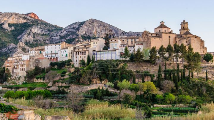 El pueblo catalán que está a 120 minutos de Barcelona y es perfecto para una escapada otoñal