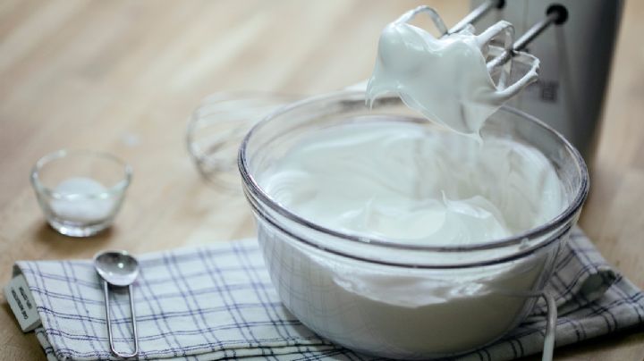 Prepara tu propia crema chantilly con este receta fácil y rápida