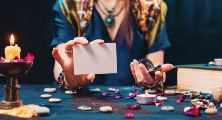 Aries, Tauro y Géminis ¿Qué suerte van a tener en el Tarot hoy 5 de noviembre 2023?