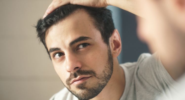 La particular verdura poco conocida que te ayudará a ocultar tus canas