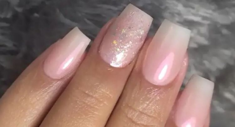 Manicura Baby Boomer decorada: 3 ideas de diseños para adelantarte a la tendencia del 2024