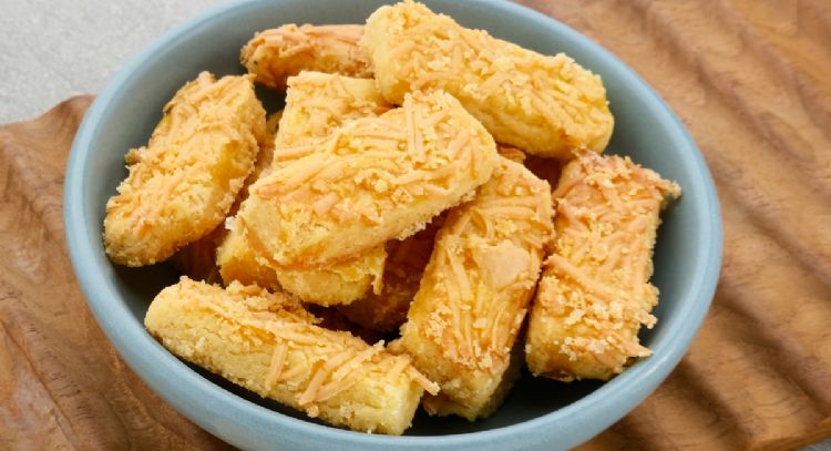 Receta infalible de galletas de queso para compartir con amigos en la tarde