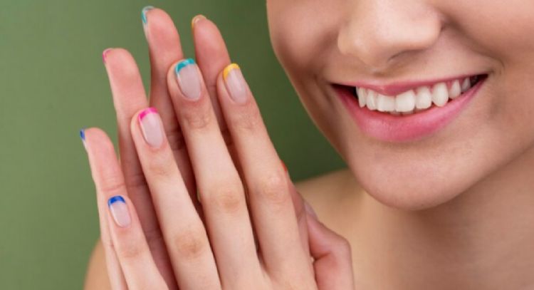 No todo se resuelve con la manicura: 4 tips para rejuvenecer tus manos