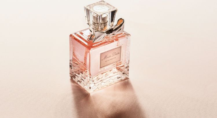 ¿Los perfumes tienen fecha de vencimiento? 5 señales de alarma