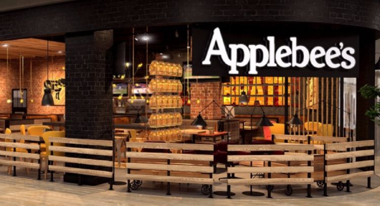 Cadena de restaurantes Applebee's lanza EMPLEO en California con SUELDO de 20 dólares por hora