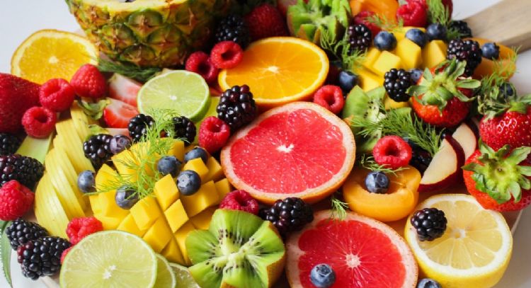 3 frutas para limpiar tus riñones de forma natural y sin esfuerzo